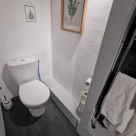 Apartment 5004 Neptuna 66c *